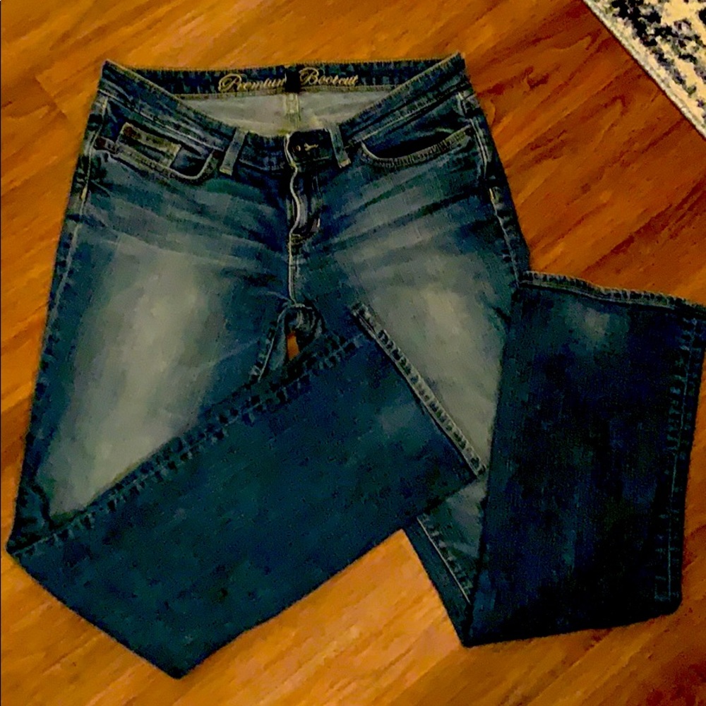 Women’s Gap premium bootleg jeans